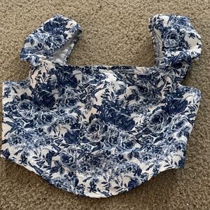 SHEIN Blue and White Floral Crop Top